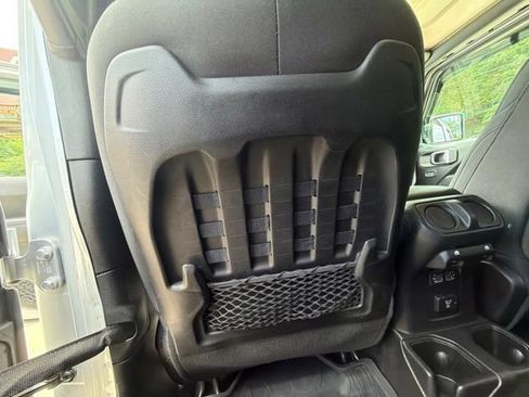 Used 2023 Jeep Gladiator Mojave w/ Trailer Tow Package AWD/4WD image 68