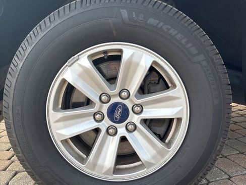 Used 2016 Ford F150 XLT w/ Equipment Group 301A Mid image 9