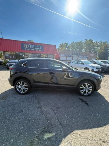 Used 2023 MAZDA CX-30 AWD 2.5 S w/ Select Package image 4