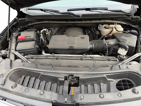 Used 2024 Chevrolet Suburban LT image 20