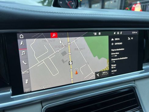 Used 2019 Porsche Panamera 4S AWD/4WD image 37