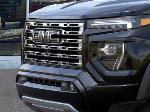 New 2026 GMC Canyon Denali w/ LPO, Denali Black Edition AWD/4WD image 13