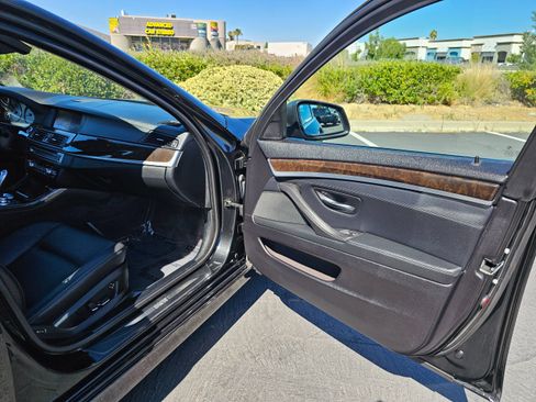 Used 2011 BMW 535i Sedan RWD image 32