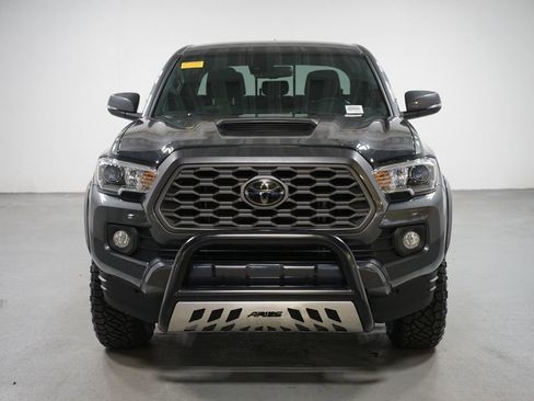 Certified 2021 Toyota Tacoma TRD Sport image 2