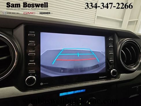 Used 2021 Toyota Tacoma TRD Off-Road w/ Technology Package AWD/4WD image 15
