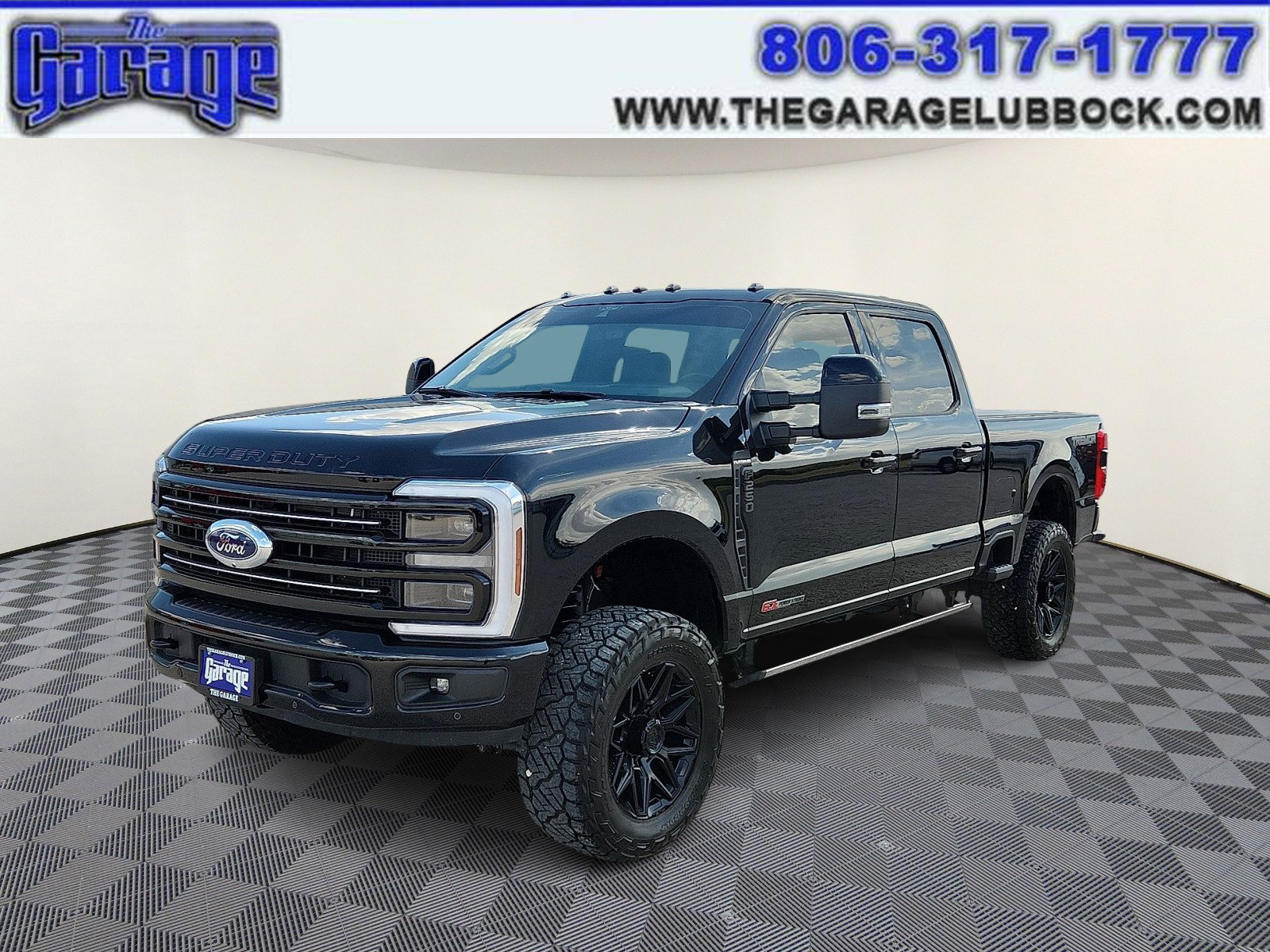 Used 2025 Ford F250 Platinum w/ Tremor Off-Road Package AWD/4WD image 1