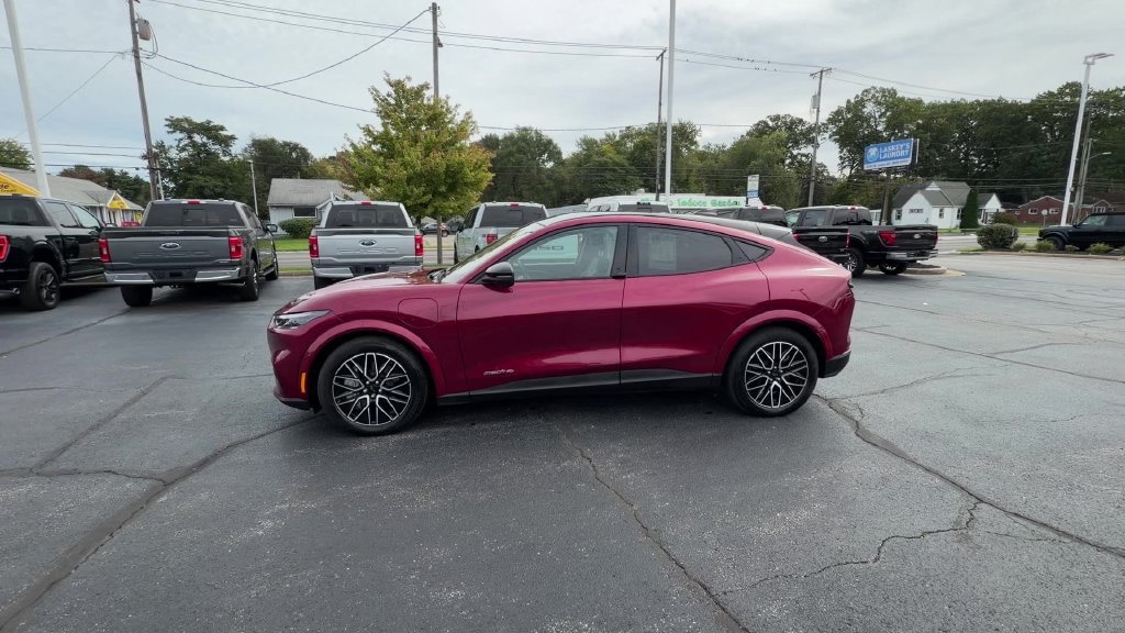 Used 2025 Ford Mustang Mach-E Premium AWD/4WD image 43