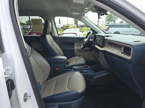 Used 2025 Ford Maverick Lariat AWD/4WD image 20