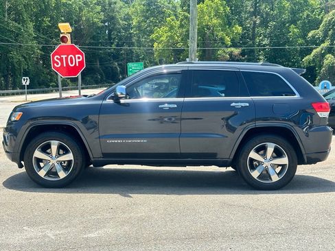 Used 2015 Jeep Grand Cherokee Overland AWD/4WD image 6