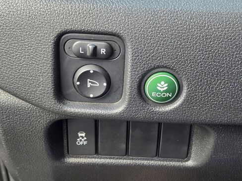 Used 2016 Honda Pilot EX-L image 26