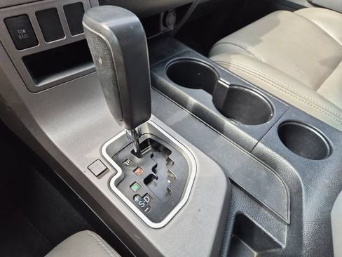 Used 2012 Toyota Tundra 4x4 Double Cab image 18