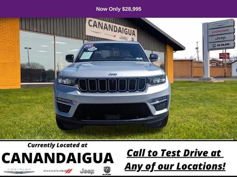 Used 2022 Jeep Grand Cherokee Limited 4xe w/ Luxury Tech Group II AWD/4WD image 7