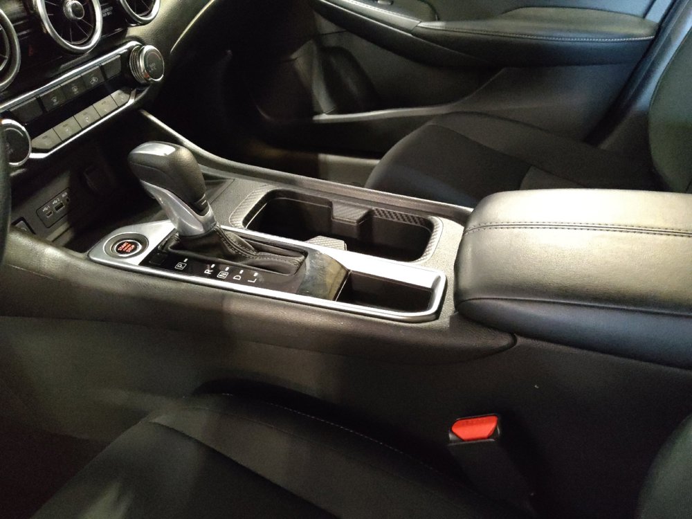 Used 2025 Nissan Sentra SV FWD image 26