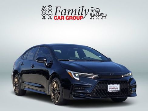 Used 2024 Toyota Corolla Sedan FWD image 2