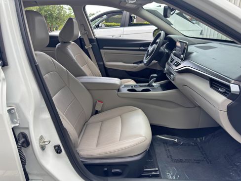 Used 2019 Nissan Altima 2.5 SL AWD/4WD image 15