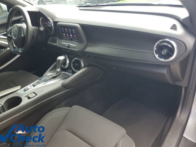 Certified 2021 Chevrolet Camaro LT RWD image 11
