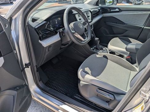 Certified 2023 Volkswagen Taos S FWD image 11