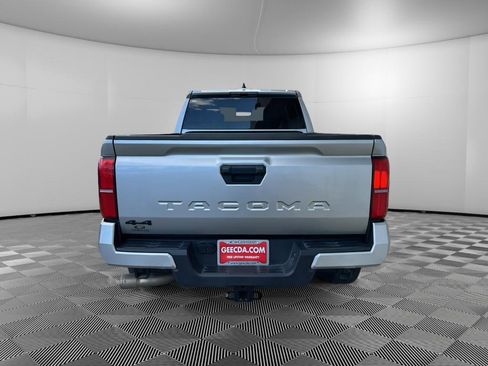 Used 2024 Toyota Tacoma TRD Off-Road AWD/4WD image 5