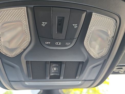 Used 2019 RAM 1500 Big Horn RWD image 28