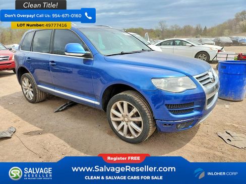 Used 2010 Volkswagen Touareg VR6 AWD/4WD image 5