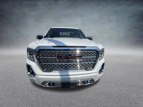 Used 2019 GMC Sierra 1500 Denali w/ Technology Package AWD/4WD image 2