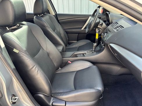 Used 2012 MAZDA MAZDA3 i Grand Touring w/ Tech Pkg image 34