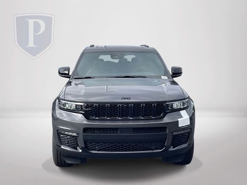 New 2025 Jeep Grand Cherokee L Limited w/ Luxury Tech Group II image 3