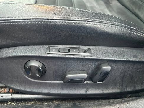 Used 2014 Volkswagen Passat TDI SEL Premium FWD image 17