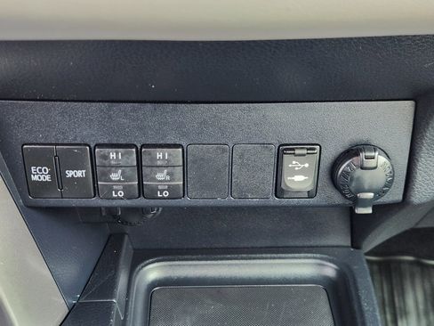 Used 2018 Toyota RAV4 Limited w/ All Weather Liner Package image 49