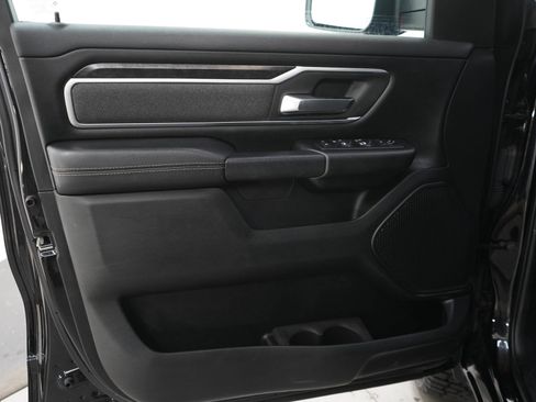 Used 2020 RAM 1500 Big Horn AWD/4WD image 21