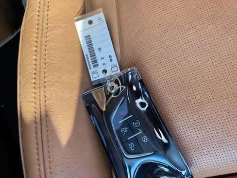 Used 2023 Cadillac CT5 V w/ Platinum Package image 38