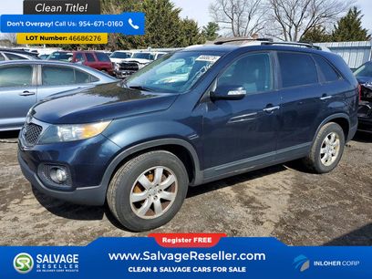 Used 2013 Kia Sorento LX w/ Convenience Pkg