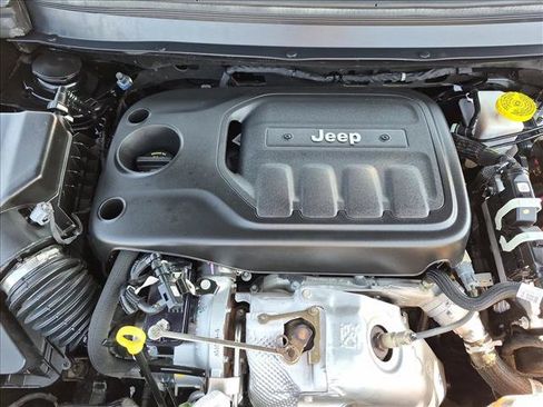 Used 2020 Jeep Cherokee High Altitude AWD/4WD image 22