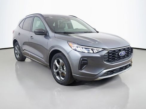 Used 2023 Ford Escape ST-Line w/ Tech Pack #1 AWD/4WD image 39