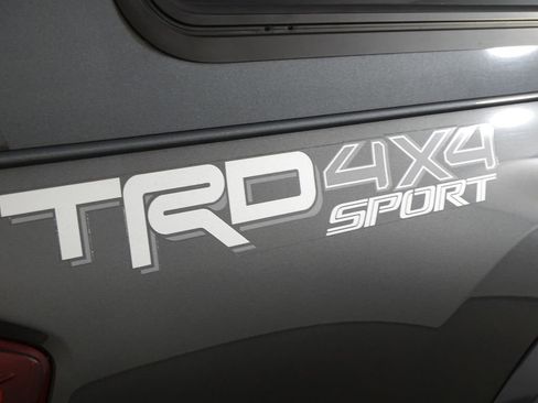 Used 2019 Toyota Tacoma SR5 image 37