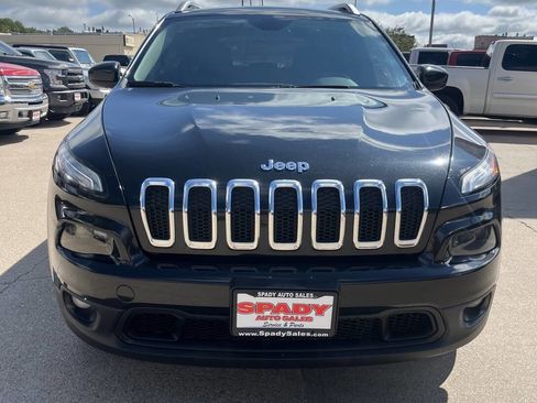 Used 2015 Jeep Cherokee Latitude w/ Cold Weather Group image 4