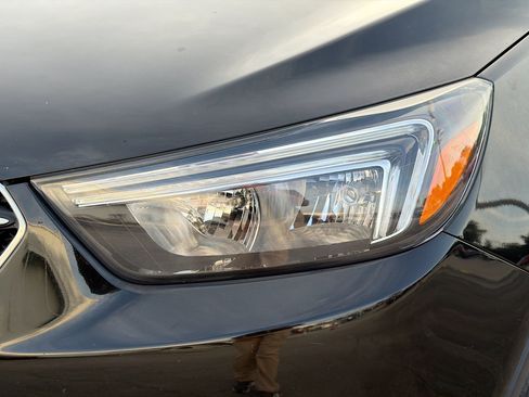 Used 2019 Buick Encore Preferred FWD image 9