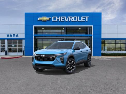 New 2026 Chevrolet Trax RS w/ Sunroof Package FWD image 8