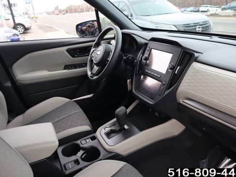 Used 2025 Subaru Forester image 17