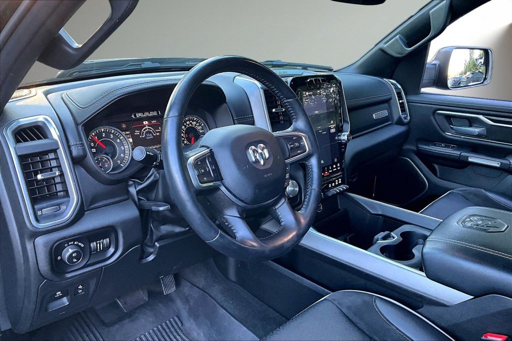 Used 2023 RAM 1500 Laramie AWD/4WD image 18