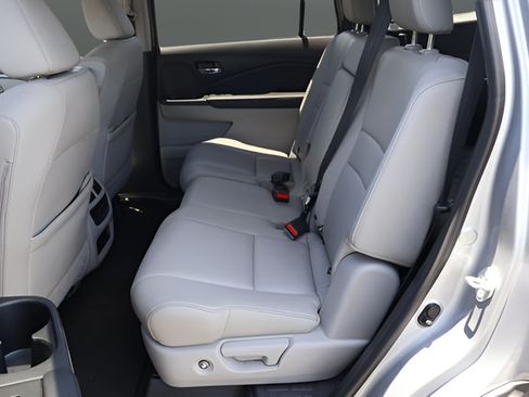 Used 2021 Honda Pilot Special Edition image 14
