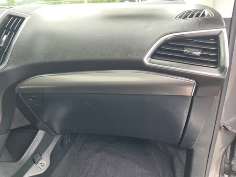 Used 2024 Ford Edge Titanium AWD/4WD image 41