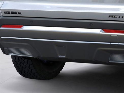 New 2026 Chevrolet Equinox ACTIV w/ Convenience Package III image 15