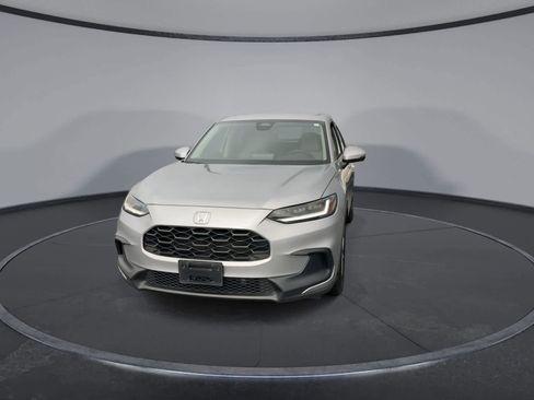 Used 2023 Honda HR-V LX image 3