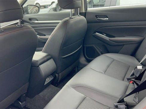 New 2025 Nissan Altima 2.5 SR image 30