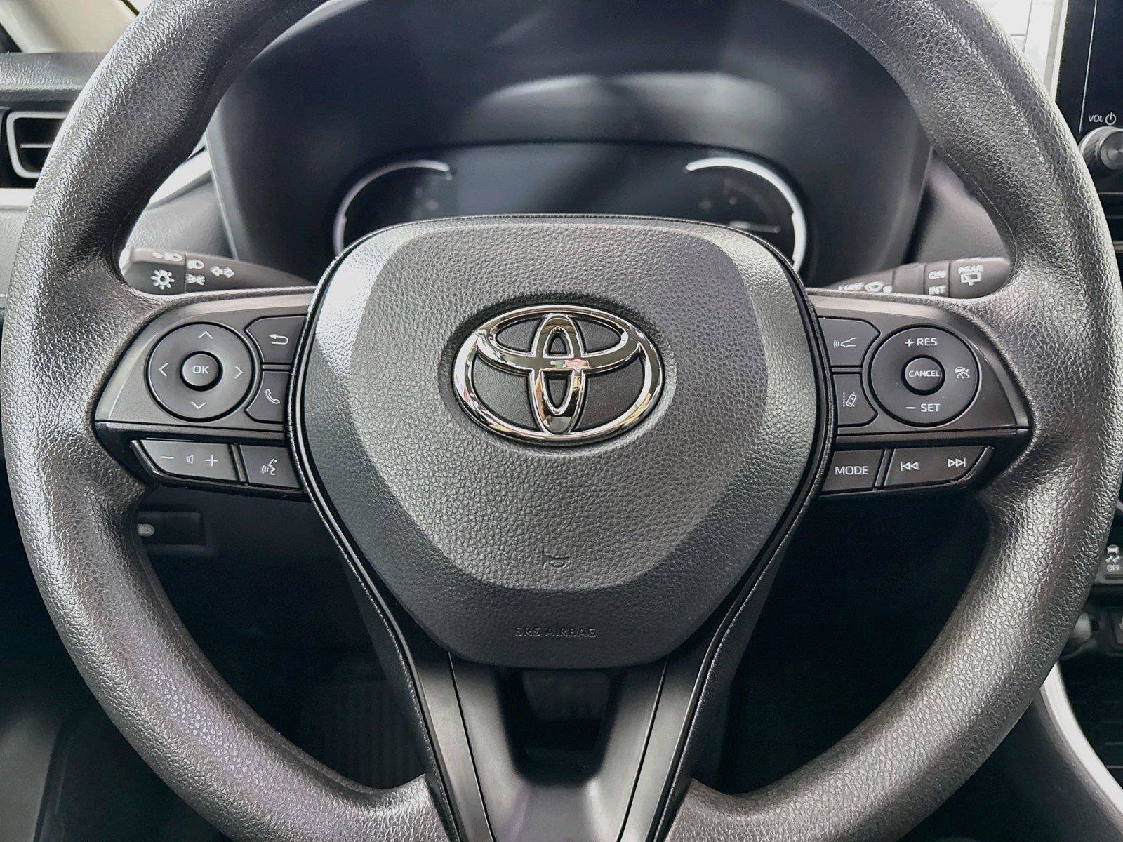 Certified 2025 Toyota RAV4 XLE AWD/4WD image 16