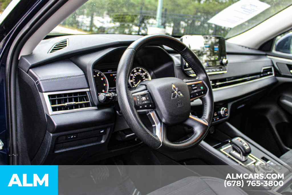 Used 2024 Mitsubishi Outlander SE FWD image 29