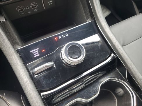 Used 2022 Jeep Grand Cherokee L Limited image 24