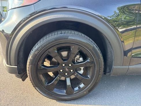 Used 2022 Ford Explorer ST-Line w/ Class IV Trailer Tow Package AWD/4WD image 9