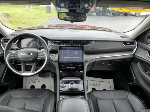 Used 2021 Jeep Grand Cherokee L Limited AWD/4WD image 17